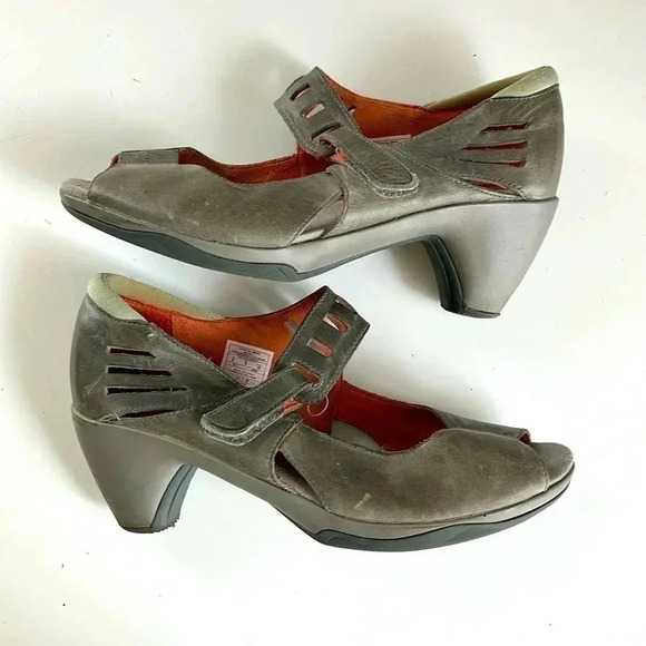 MERRELL Evera MJ Smoke Performance Mary Jane Women’s 8 Heels Grey Velcro Strap - Picture 3 of 8
